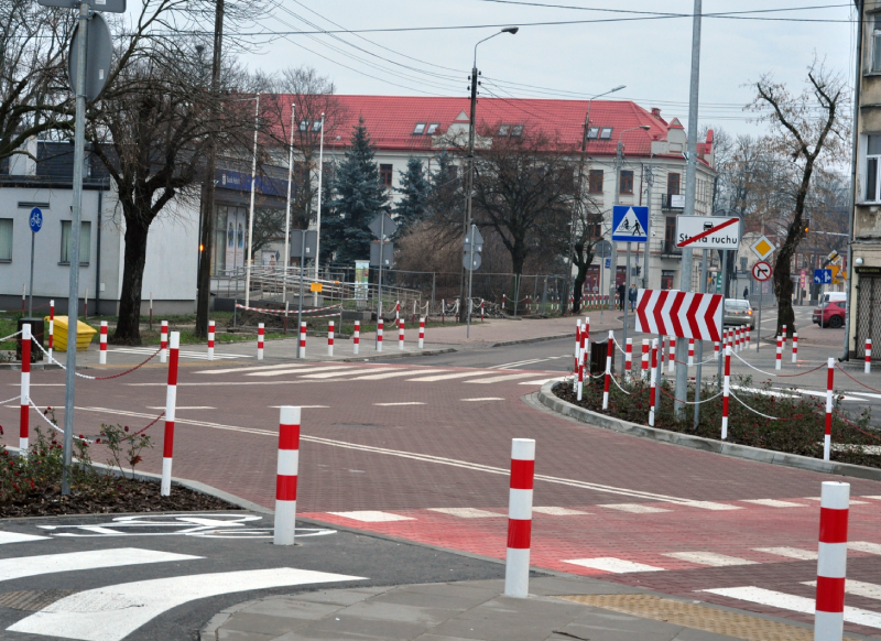 Modernizacja linii kolejowej E75 w Wołominie (2015-2019)​